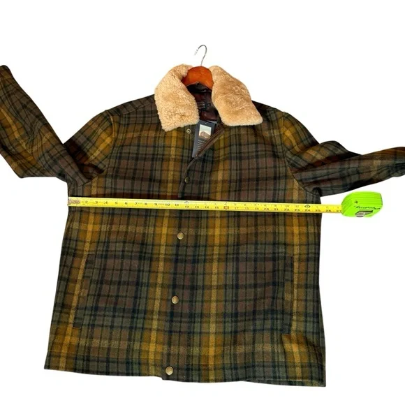 NWT PENDLETON MENS PLAID SILVERTON  XL Plaid Jacket with Faux Fur Collar - Picture 8 of 9
